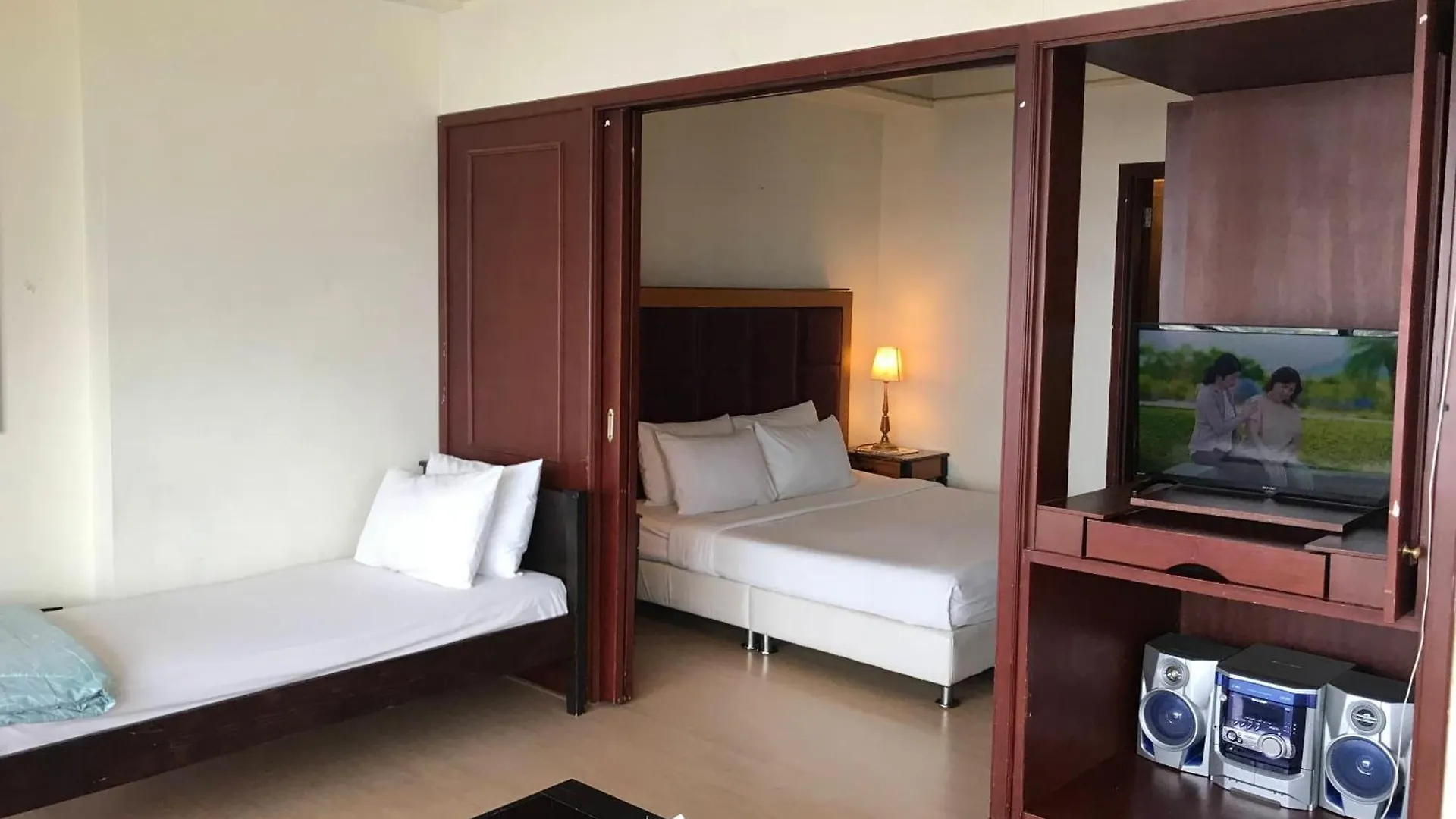 Bukit Bintang Service Suite At Times Square Kuala Lumpur 0*,  Malásia